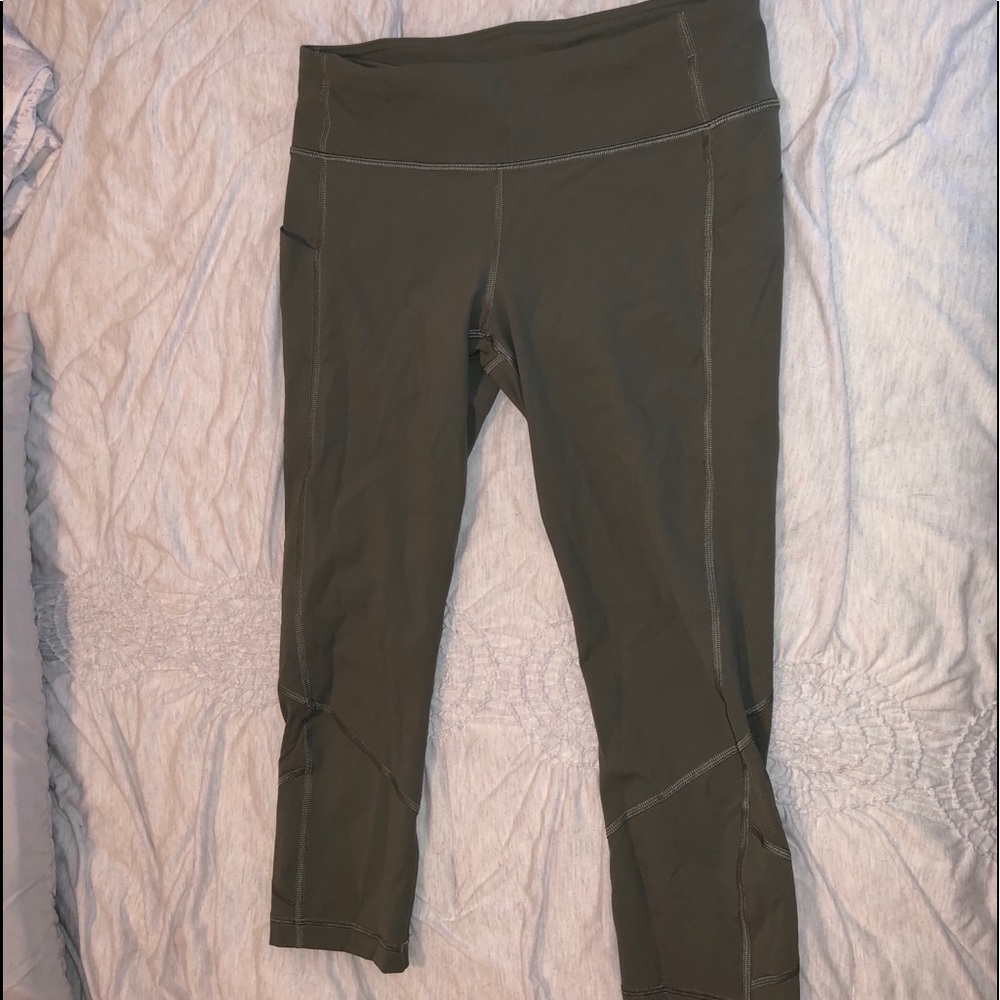 Lululemon Pace Rival Crops